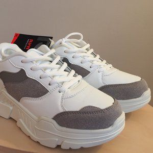 Ryn stylish walking sneakers